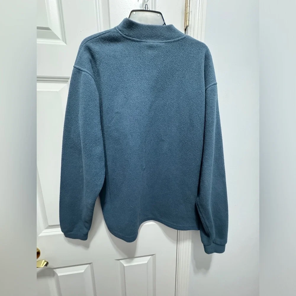 The north face size large mock fleece sweater turtleneck